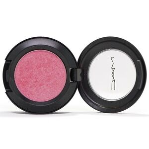 LNNB MAC LaLa Eyeshadow (Frost)